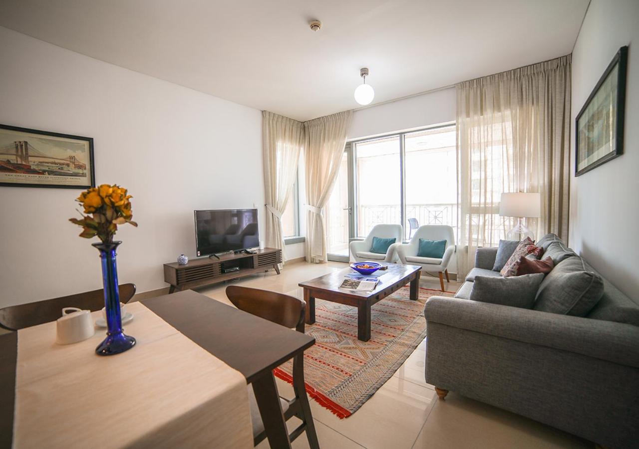 Nasma Luxury Stays - Fancy Apartment With Balcony Near Burj Khalifa Dubai Exterior photo