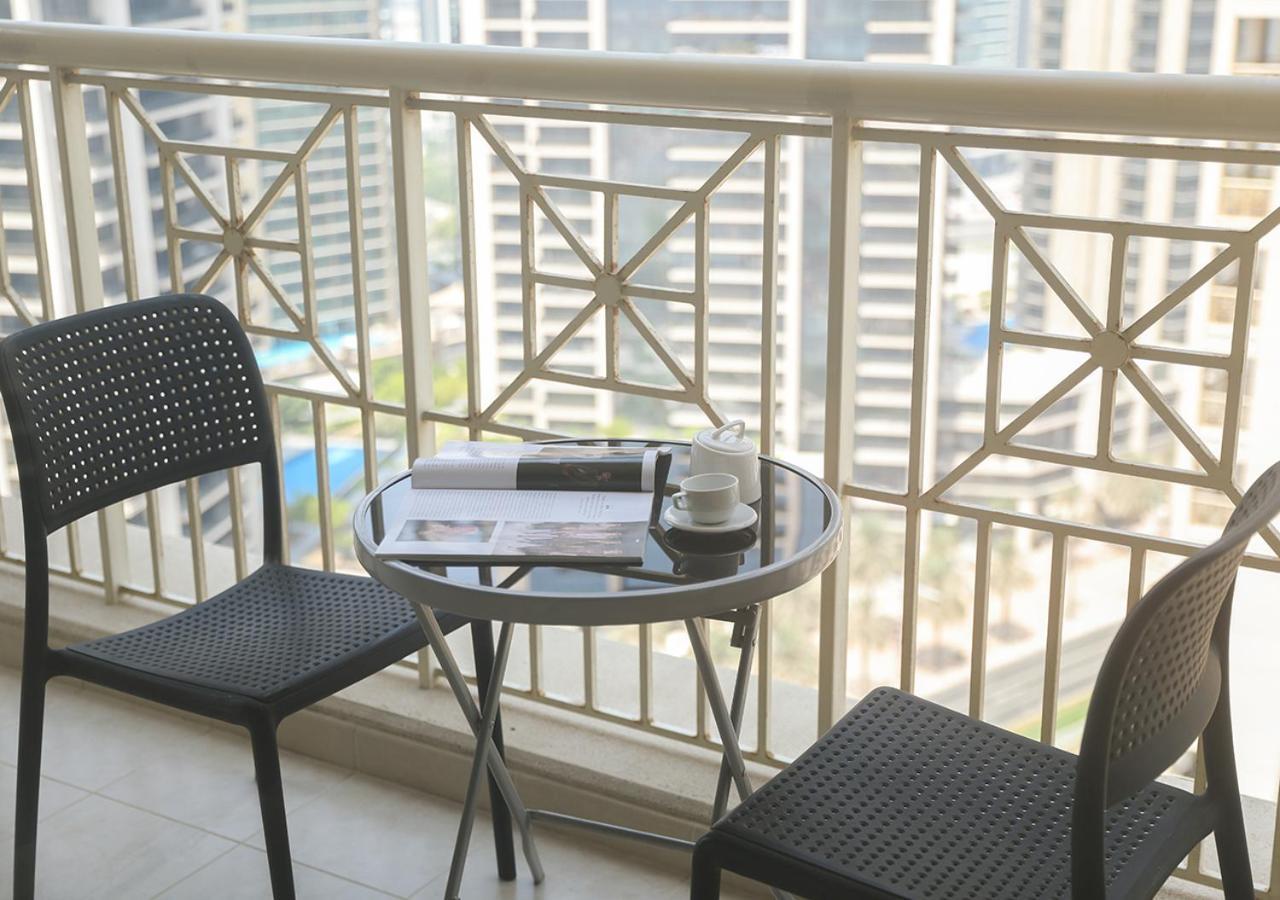Nasma Luxury Stays - Fancy Apartment With Balcony Near Burj Khalifa Dubai Exterior photo